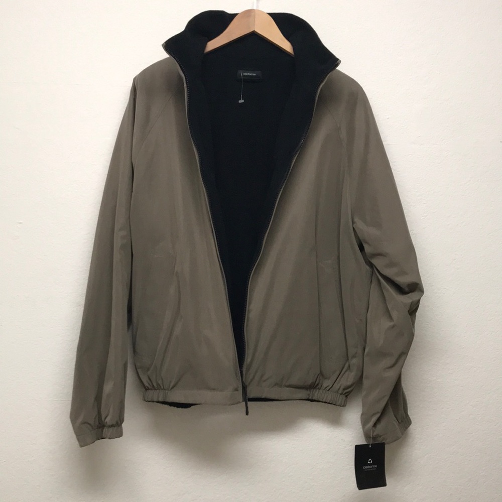 NWT Claiborne water repellent jacket - size medium